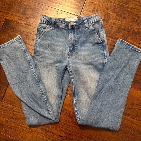 Stylish Indigo Straight Leg Jeans - Picture 2 of 5